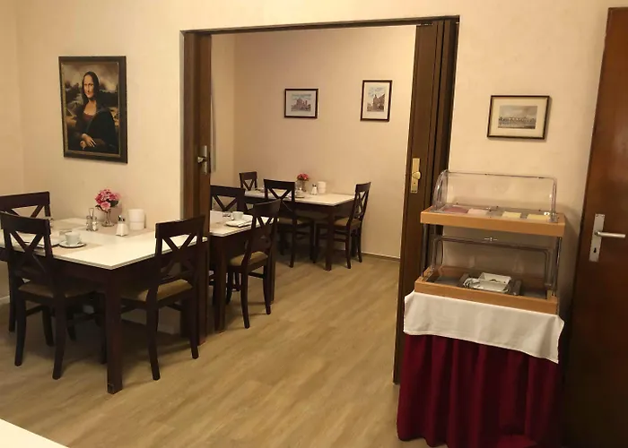 贝格酒店 2* 科隆