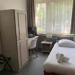 Berg Hotel 2*