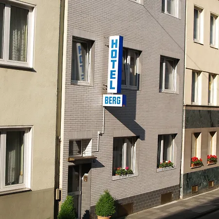 Berg Hotel 2*
