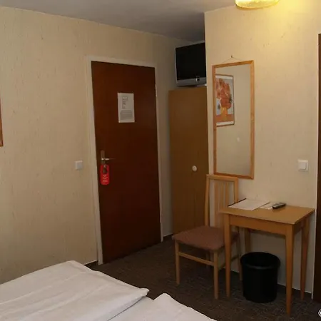Otel Berg 2*