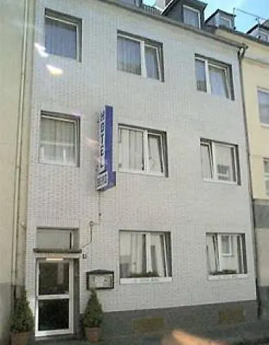 Hotel Berg 2*