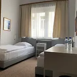 Hotel Berg 2*
